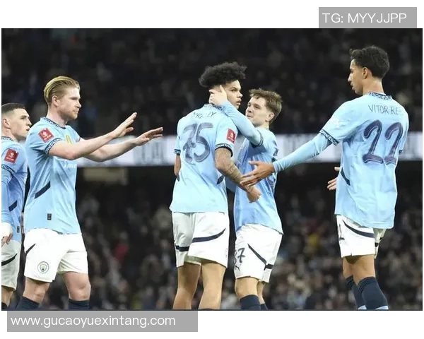 足总杯惊天冷门尤文图斯5-0狂胜巴萨引发全场震惊