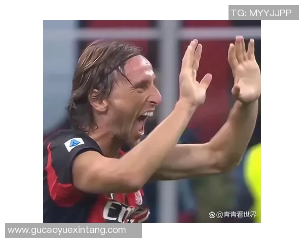 英超激战波尔图与AC米兰战成平局精彩瞬间引发全场热议