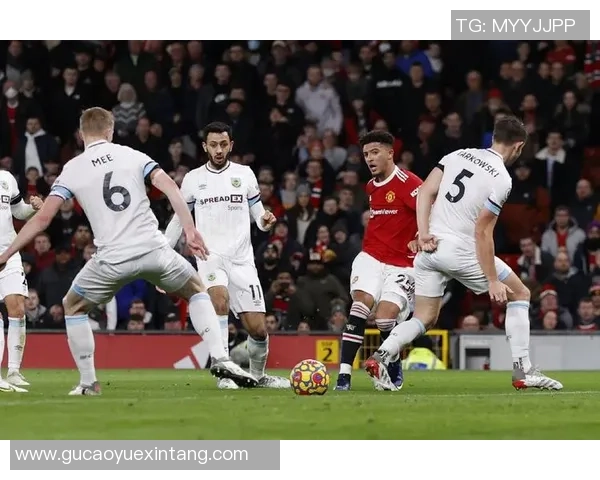 足总杯精彩对决马竞点球大战逆转本菲卡全场沸腾