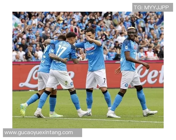 世界杯激战曼联与那不勒斯平局乌龙球引发全场争议与热议