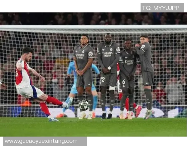 足总杯惊天逆转国米6比2大胜皇马引发全场狂欢与热议 足总杯惊天逆转国米6比2大胜皇马引发全场狂欢与热议