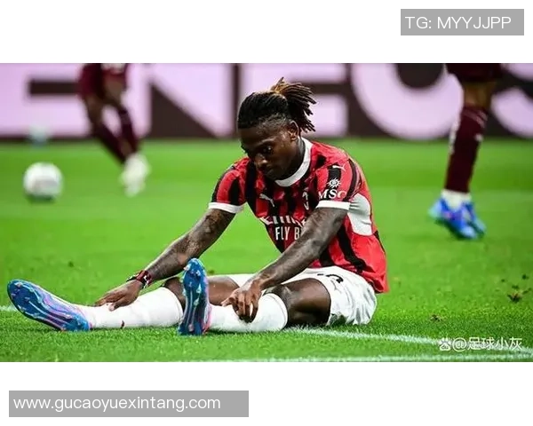 本菲卡大胜巴萨引发红牌争议转会传闻再度升温 本菲卡大胜巴萨引发红牌争议转会传闻再度升温