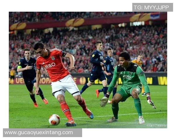 足总杯精彩对决波尔图大胜本菲卡红牌事件引发全场热议 足总杯精彩对决波尔图大胜本菲卡红牌事件引发全场热议