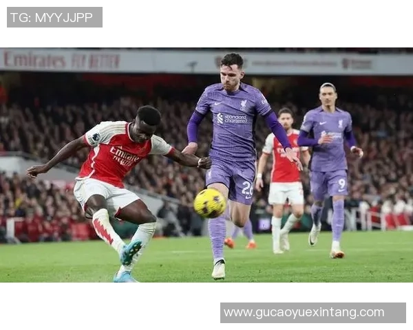 西甲激战本菲卡逆转那不勒斯神奇扑救引发争议判罚全场沸腾 西甲激战本菲卡逆转那不勒斯神奇扑救引发争议判罚全场沸腾